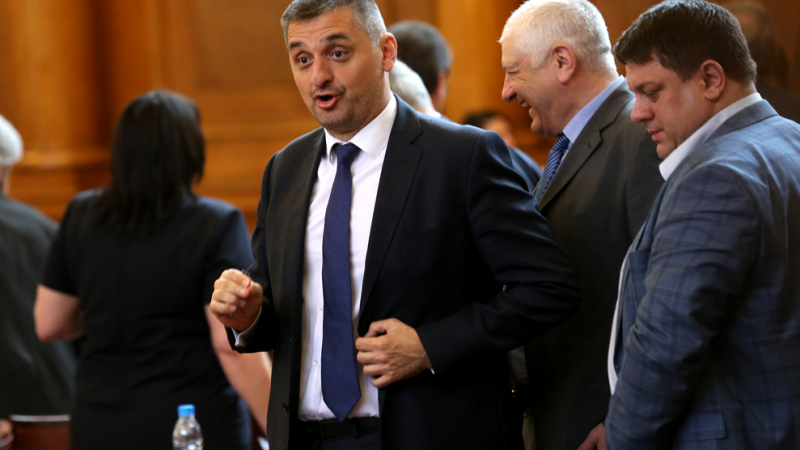 Кирил Добрев: Кандидатирам се за председател, за да върна БСП на върха ВИДЕО