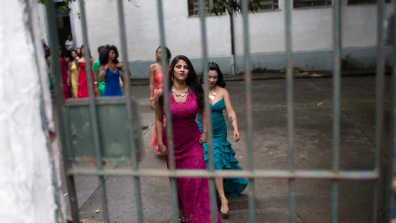 В централния затвор на Рио де Жанейро избраха най-красивата затворничка (СНИМКИ)