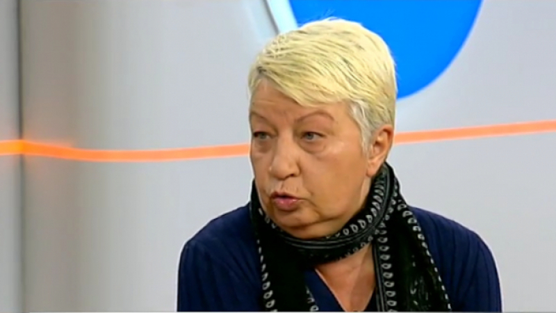 Майката на убития командос Емил Шарков: Внучката ми говори за него като за жив!