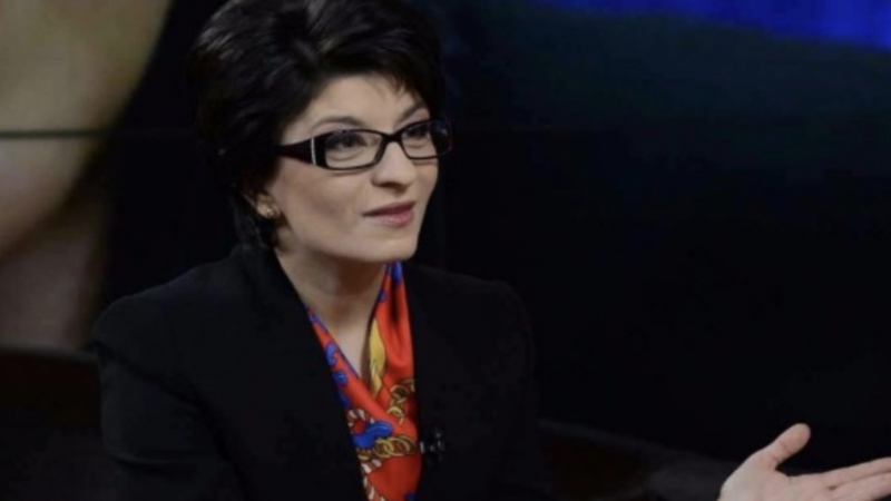 Десислава Атанасова:  БСП ги е страх от темата за призатизацията