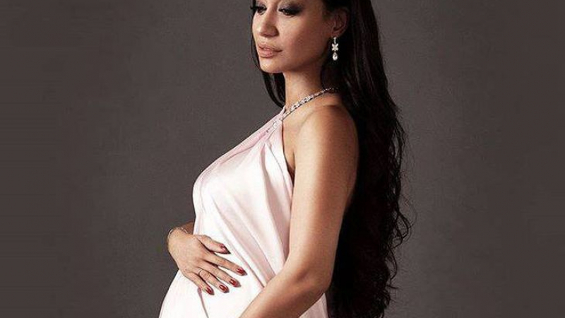 Бомба! Мария Илиева най-накрая проговори за бременността си, разкри как е заченала и кой е мъжът до нея!