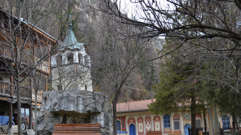 Мистерия! 55 години няма и следа от конфискувано в Преображенския манастир съкровище
