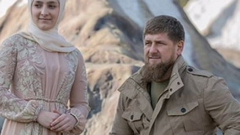 BBC гръмна: Секс, еротика, камшици и куп садо-мазо глезотии предлага 18-годишната щерка на чеченския лидер Кадиров!