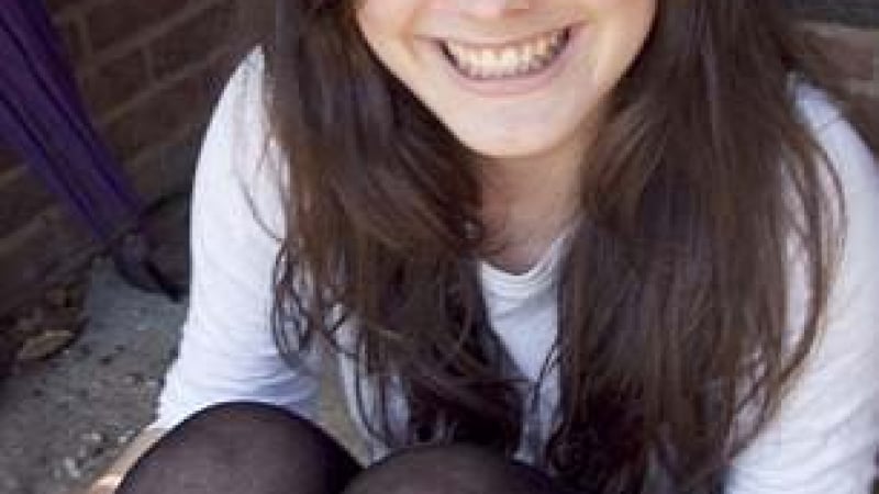Ненормална история! 19-годишно момиче почина, тъй като четири болници пренебрегнаха анорексията (СНИМКИ)