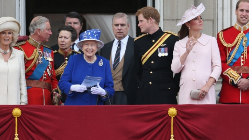От "Кенсингтън Палас" съобщиха невероятна новина, свързана с кралското семейство и бъдещото попълнение Меган! 