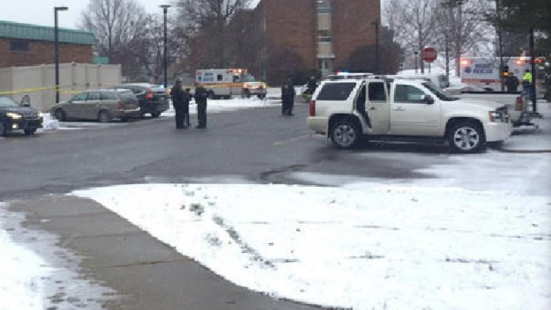 Двама души са загинали при стрелба край университетски кампус в щата Пенсилвания