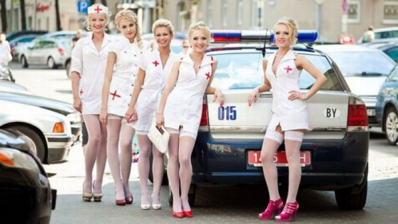 Петте най-сексапилни медицински сестри, които могат да излекуват когото си поискат (СНИМКИ 18+)