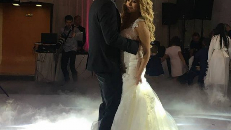 ВИП сватбите на 2017-а: Селски кмет вдигна Пловдив на крака, омъжи щерка с 10 каба гайди