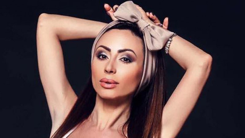 Мисис България Мариана Маринова разтърсващо пред "Шоу": Изнасилвана от братята си и продадена на дядо миска се спаси (СНИМКИ)