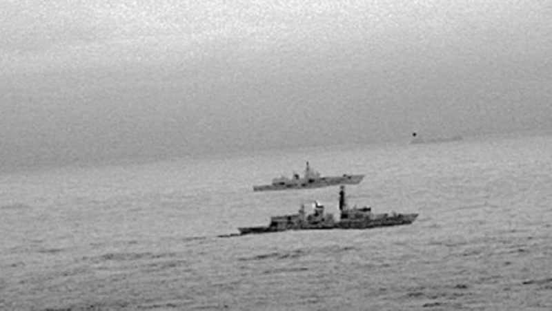 Екшън в Северно море: Британски бойни кораби преследват руска военна армада, силов министър в Лондон говори за агресия 