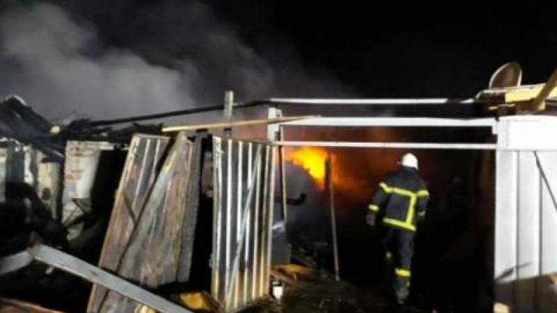 Полицията проговори за огнения ад, погълнал 9 къщи в "Шекер махала"