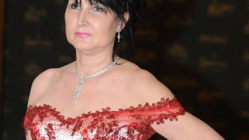 Синът на Мисис Бургас Донка Стоянова изплака мъката си и обяви какво ще направи съвсем скоро (СНИМКИ)