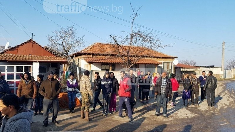 Ромите от Първенец излизат на протест! Искат затвор за убиеца на 11-годишната Ангелинка