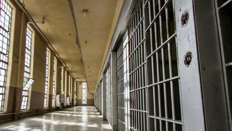 Затворник избяга от килията си, но няма да повярвате какво направи после 