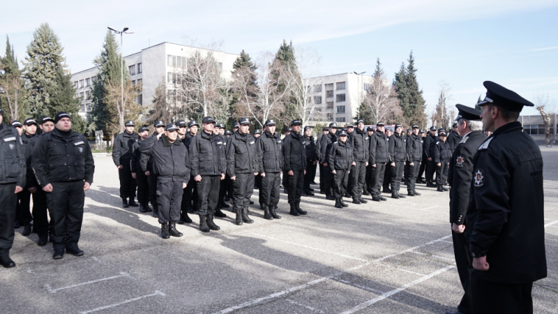 Пазарджик: 82-а полицаи положиха клетва за вярност към държавата (СНИМКИ)
