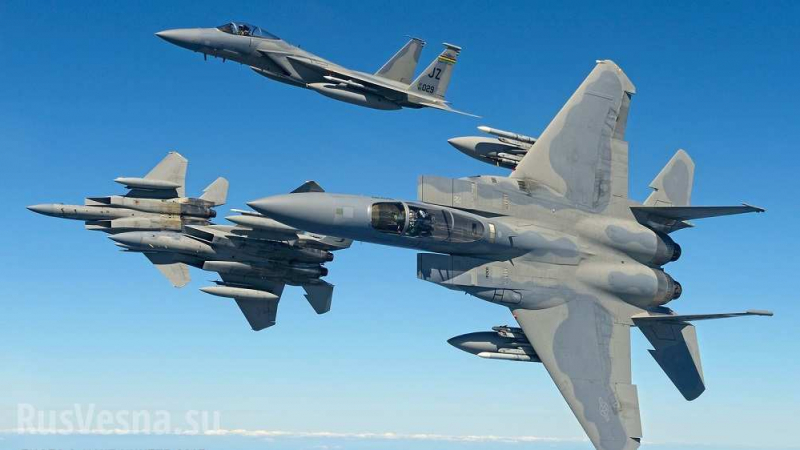 Пентагонът показа как негови пилоти с F-15 прехващат руски Су-30 (ВИДЕО) 