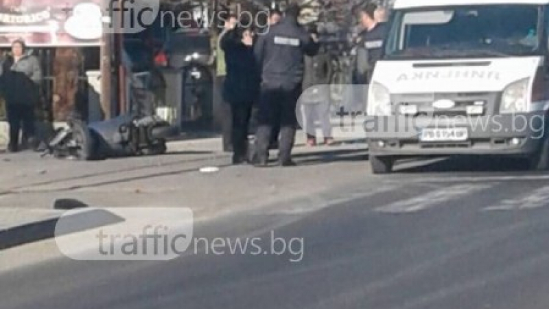 Моторист пострада при тежка катастрофа край Пловдив (СНИМКИ)