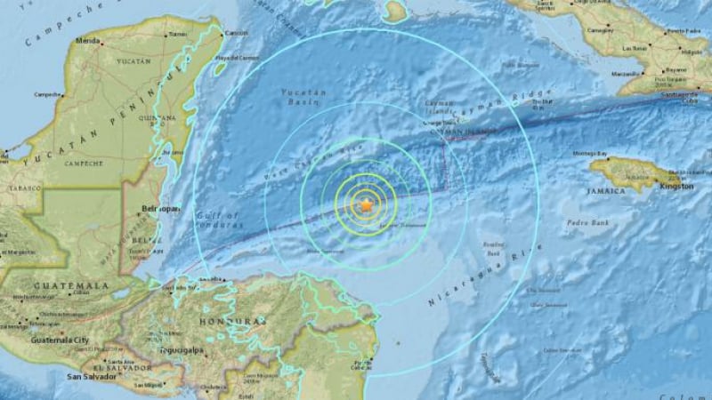 Предупреждение за цунами след мощното земетресение в Хондурас  