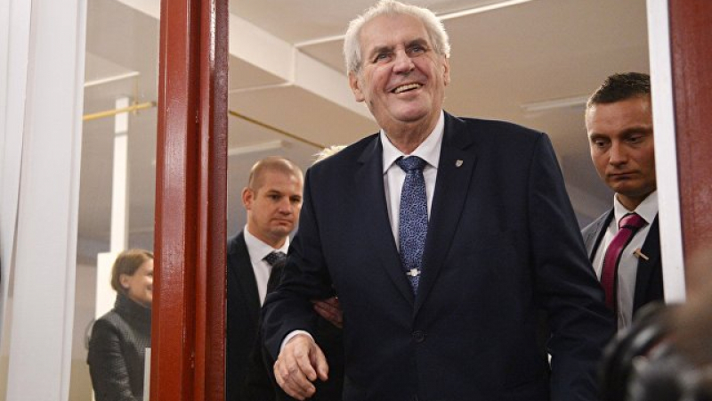 Земан победи в първия тур на президентските избори в Чехия