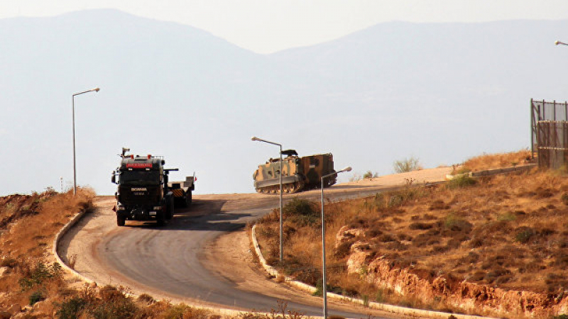Anadolu: Турция прехвърля военна техника на границата със Сирия