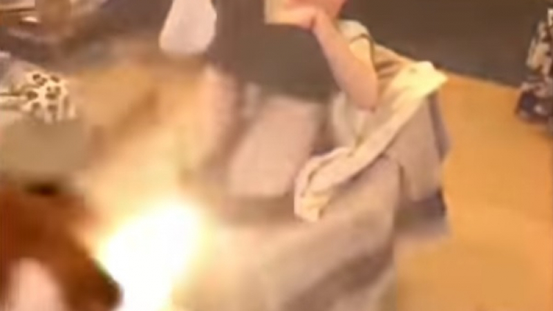 Откачено ВИДЕО: Младеж се опита да си запали газовете и опожари котка 