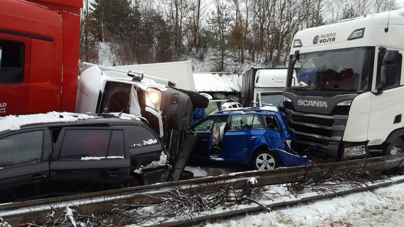Над 40 коли се помляха в масова катастрофа в Чехия 
