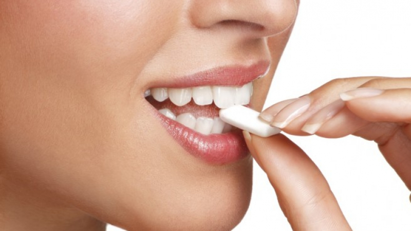 Ако дъвчете дъвки, задължително прочетете това, за да се предпазите от тежки заболявания в устата!