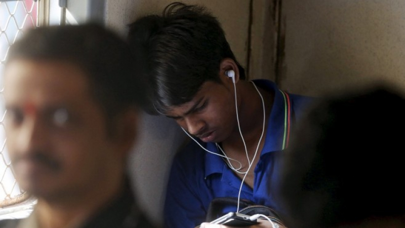 Най-продаваната марка смартфони в Индия вече не е Samsung, нито пък Apple