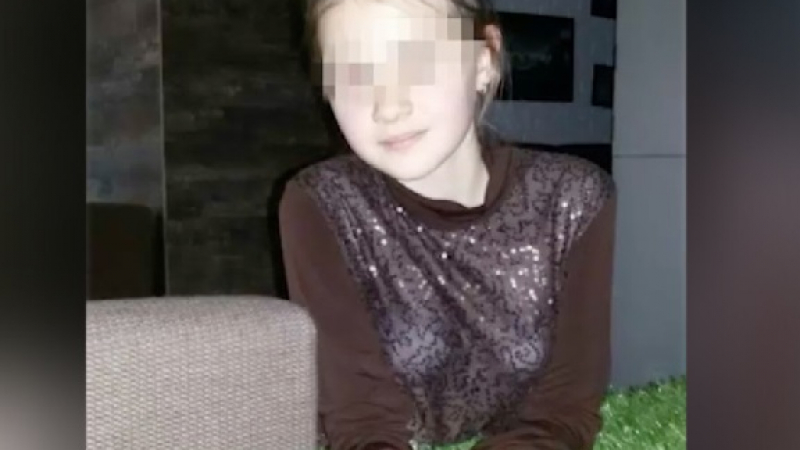 Шок! 13-годишната Лилия прави групов секс с 5 момчета, хока ги, че са слабаци, после ги обвини в изнасилване, но майка ѝ...