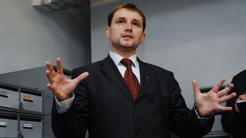 Украински шеф съзря голяма опасност от Владимир Висоцки, бардът бил "симпатично руско пипало"