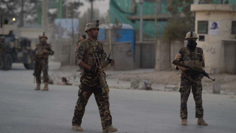 Нападнаха военна академия в Кабул