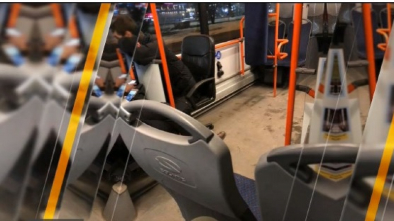 Младеж в столичен рейс изуми пътниците с това, което направи