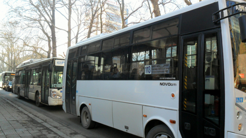 Пловдивчанка тръгна с рейса, прибра се с линейка