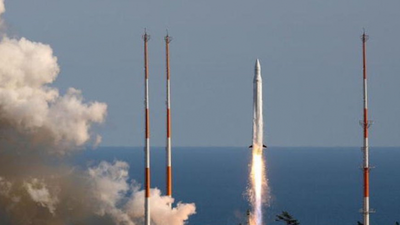 Япония изстреля най-малката ракета-носител в света (ВИДЕО)