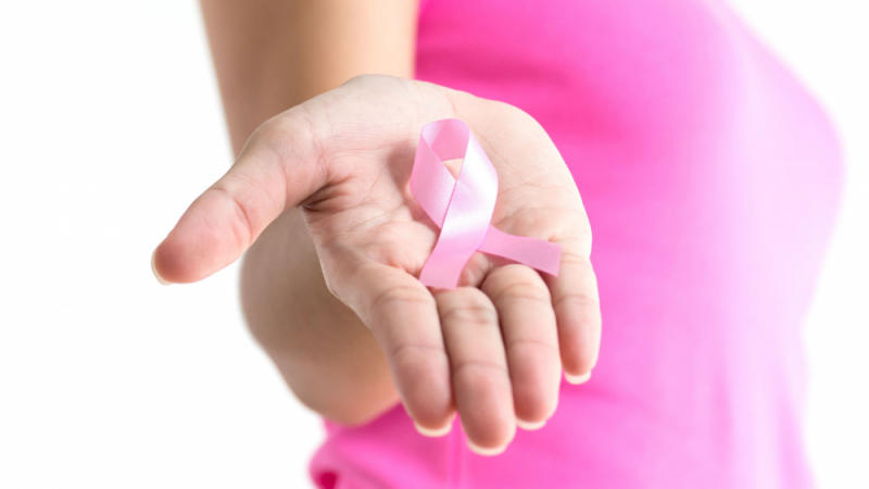Ракът на гърдата поболява все по-млади жени у нас. Само за година са регистрирани...