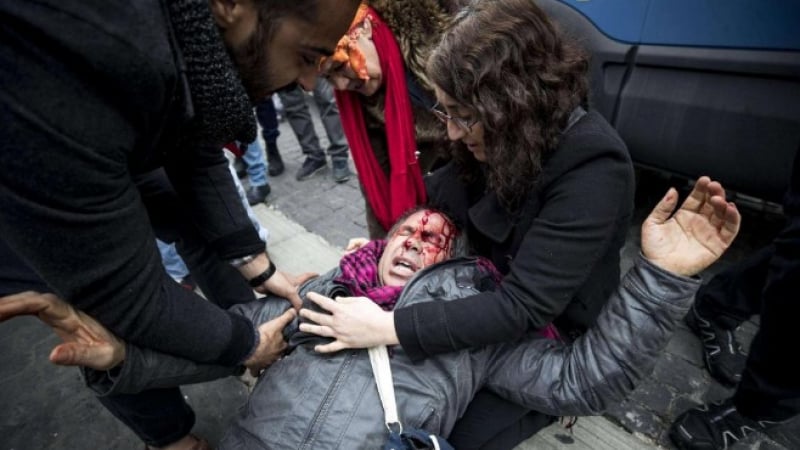 Във Ватикана е страшно: Кръв, бой и арести заради Ердоган (СНИМКИ)