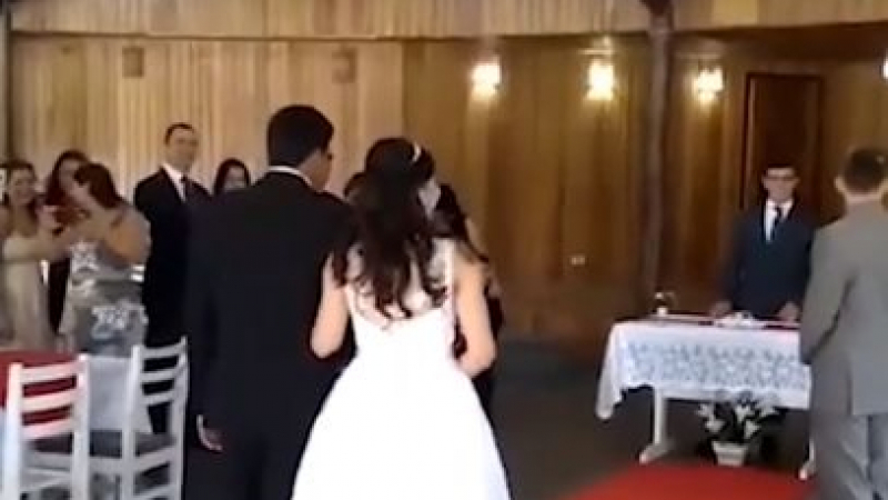 Еротични женски стонове смутиха гостите на бразилска сватба! Оказа се, че... (ВИДЕО)