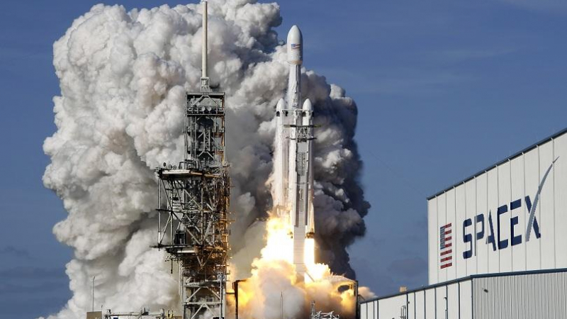 Революционна стъпка в Космоса: Вече 20 часа най-мощната ракета лети към Марс (ВИДЕО)