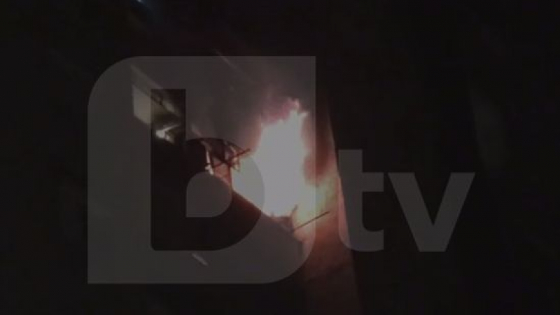 Ужас в Стара Загора! Пожар изкара навън обитателите на 9-етажен блок, има загинал (ВИДЕО)