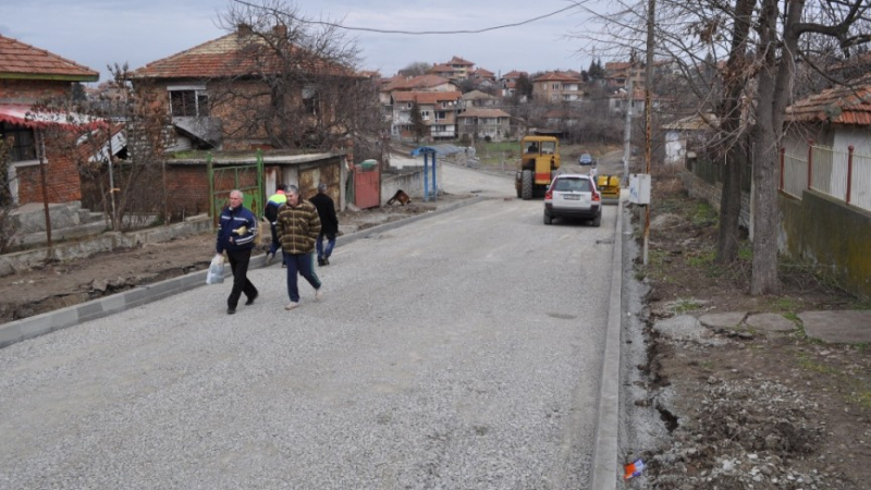 Камион помете малко дете в Бургас