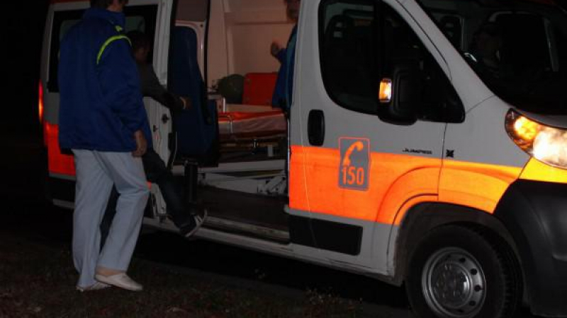 Пенсионер от Пловдивско си преряза крака и издъхна