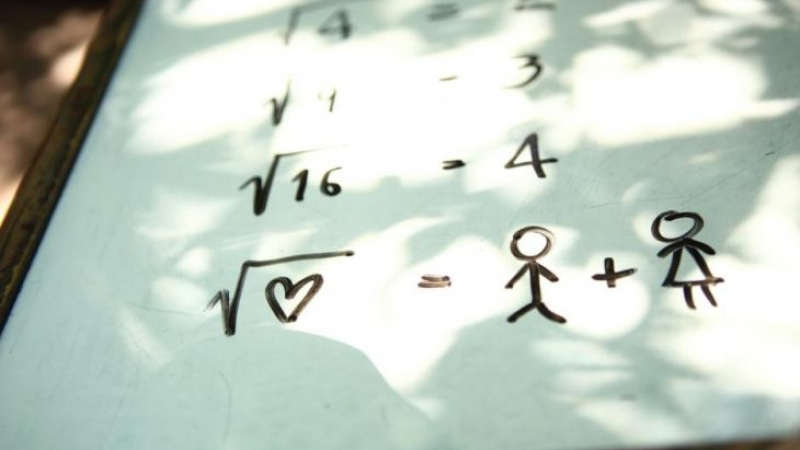Тази математическа формула разкрива колко ще трае връзката ви!