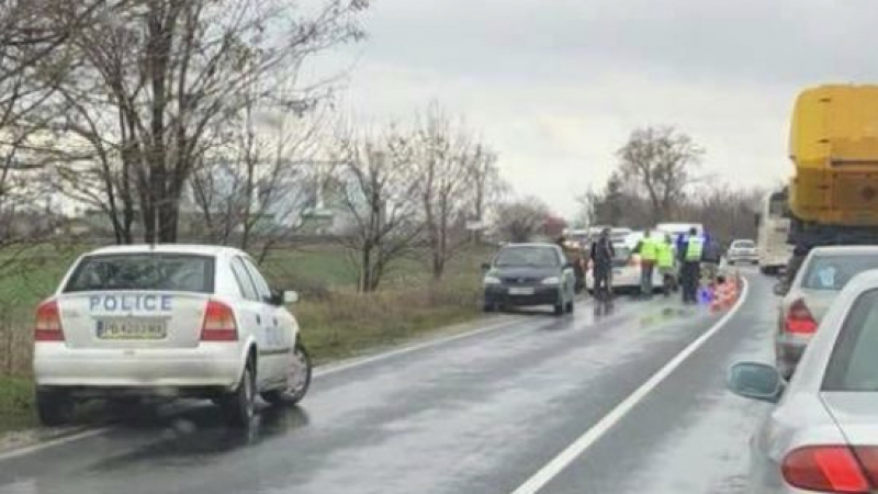 От болницата проговориха за състоянието на шофьорите, пострадали при адското меле край Пловдив 