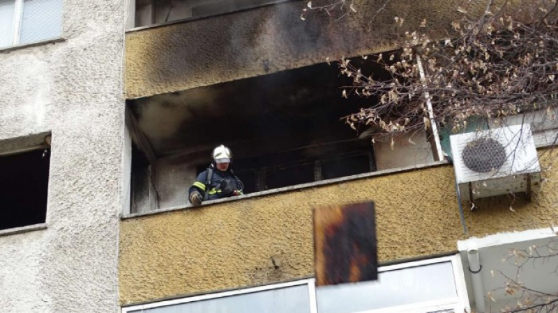 Ето какво остана след огнения кошмар в Благоевград (СНИМКИ)