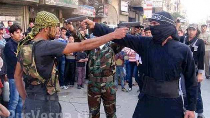 Най-големите ислямистки групировки се бият на живот и смърт в Идлиб и Алепо  