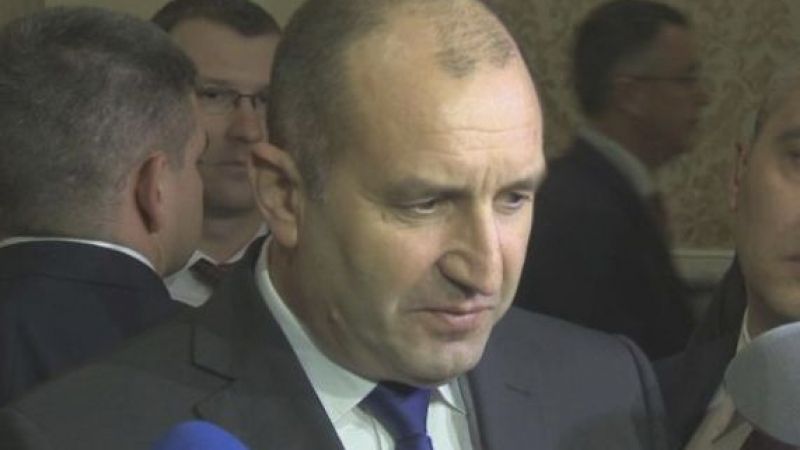 Президентът Радев коментира срещата на Гинка Върбакова с премиера и не спести критиките си към правителството и спецслужбите 