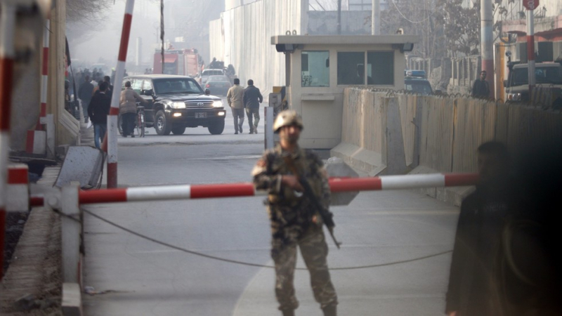Хеликоптер катастрофира в Кабул, има ранени