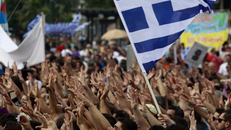 Ekathimerini: Нови стачки в Гърция – този път на железничари и таксиметрови шофьори