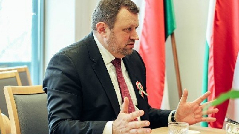 Посланикът на Унгария в Киев поиска автономия за Закарпатието
