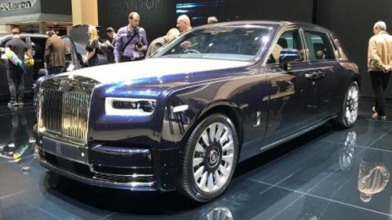 Грандиозен скандал! Шефовете на Rolls-Royce и Aston Martin се хванаха за гушите в Женева 